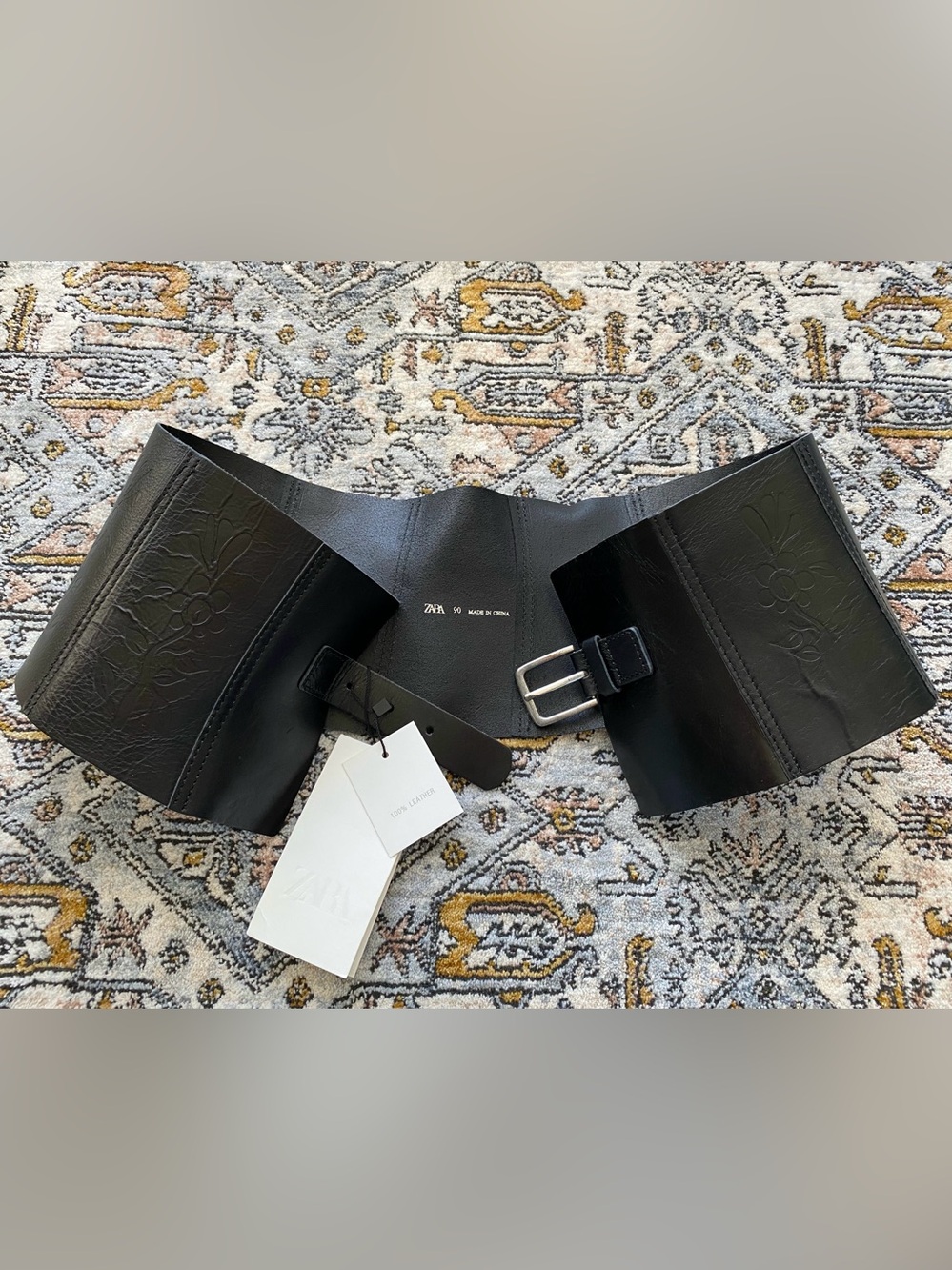 Zara 100% leather wide belt
